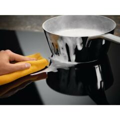 Electrolux LIB60420CK Siyah Seramik Indüksiyonlu Ankastre Ocak
